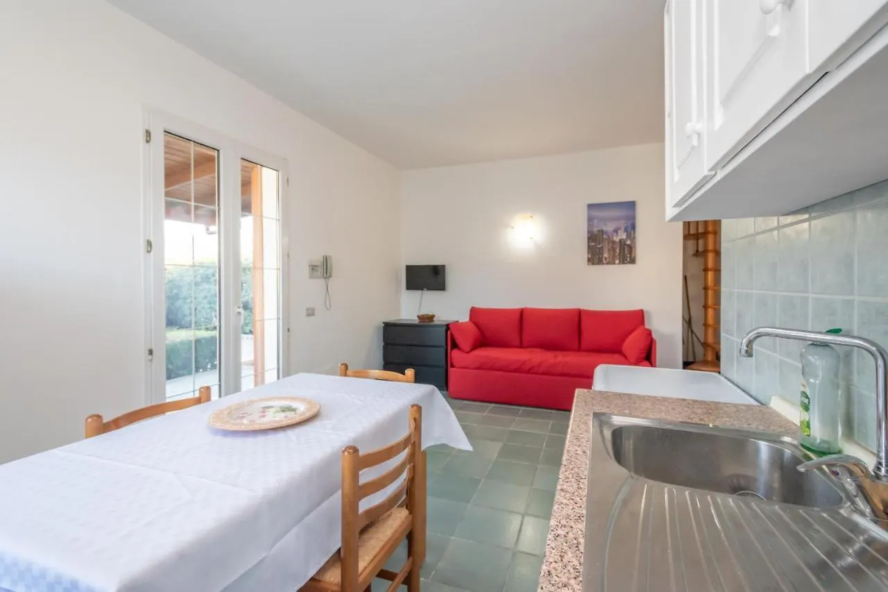 Casa vacanze Villa Cicas sul mare Campofelice Di Roccella Italia