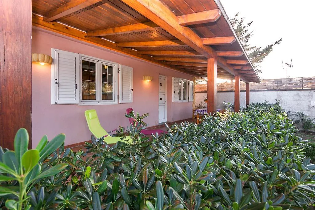 Villa Cicas sul mare Campofelice Di Roccella Italia