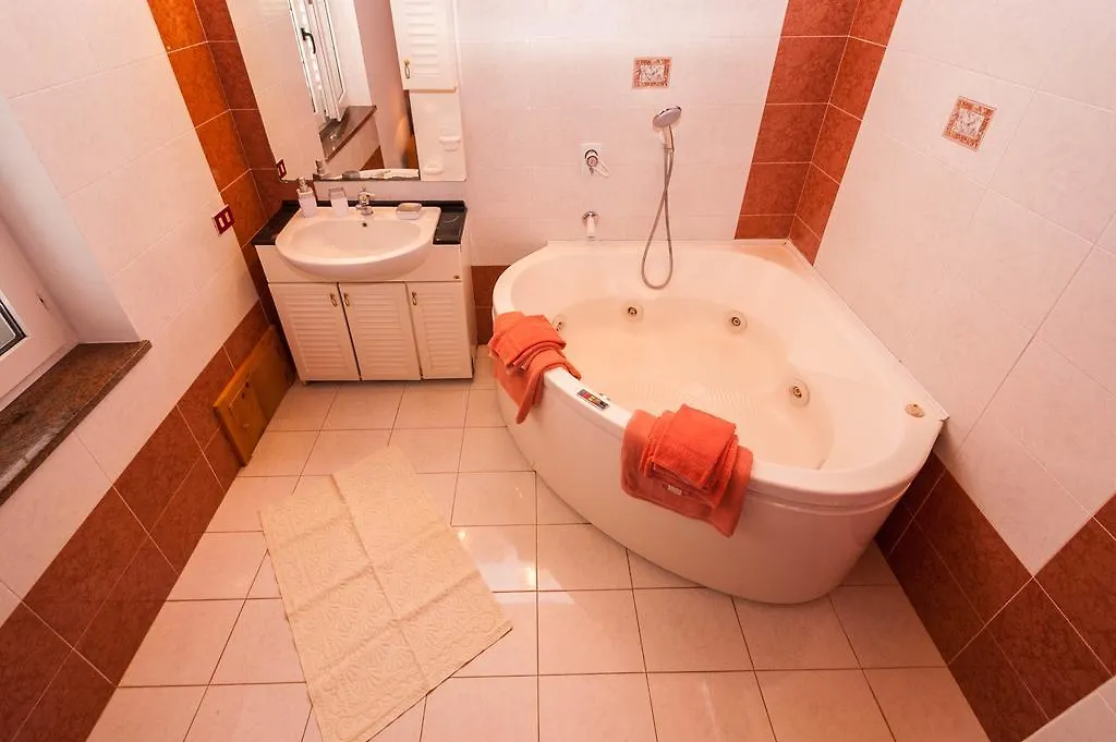 Casa vacanze Villa Cicas sul mare Campofelice Di Roccella
