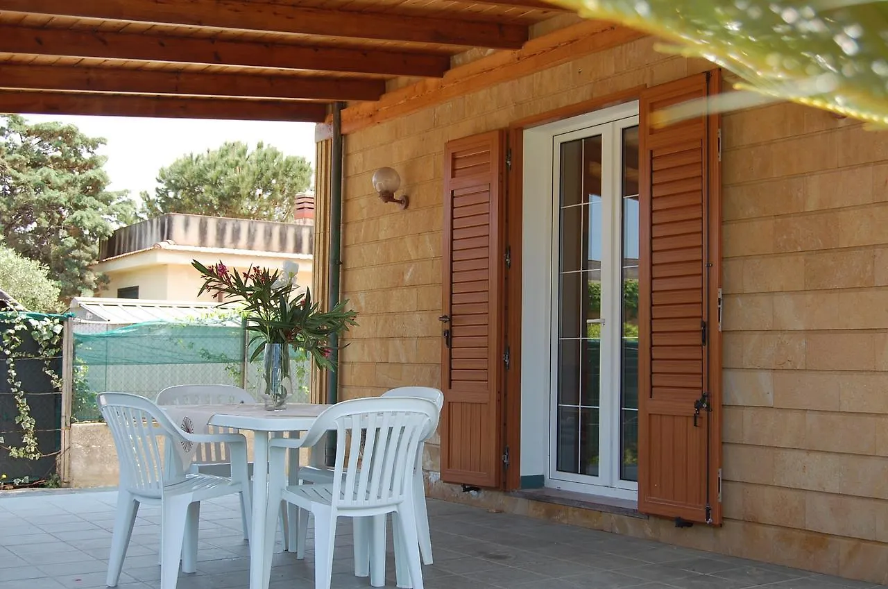 Villa Cicas sul mare Campofelice Di Roccella